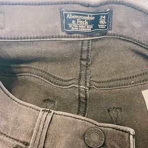 Abercrombie & Fitch grey leggings